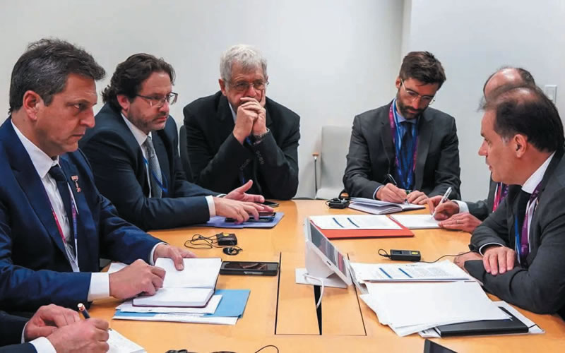 Se reinicia la negociación con el Club de París: Parte una misión técnica