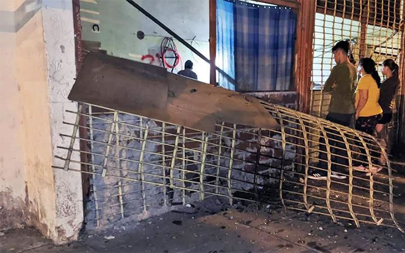 Dos personas debieron ser hospitalizadas luego de que se produjera una explosión en un taller de herrería