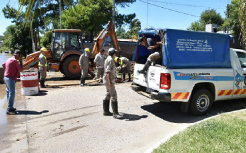 Detenidos al intentar robar elementos del interior de una camioneta de Obras Sanitarias