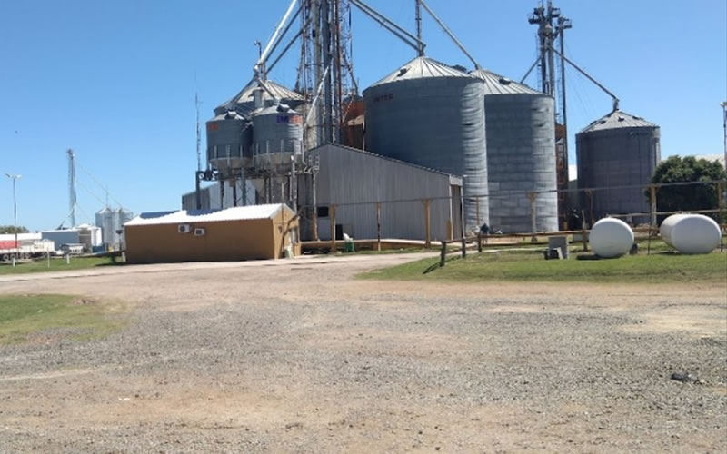 Victoria: Tragedia en una empresa agrícola, un adolescente murió asfixiado tras caer en un silo de cereales