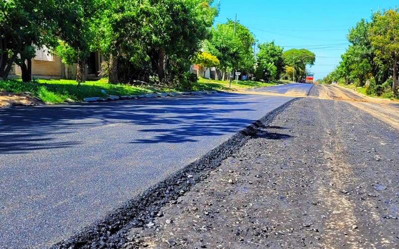 Avanzan las obras de pavimentación y mejora de calles en diferentes sectores de la ciudad