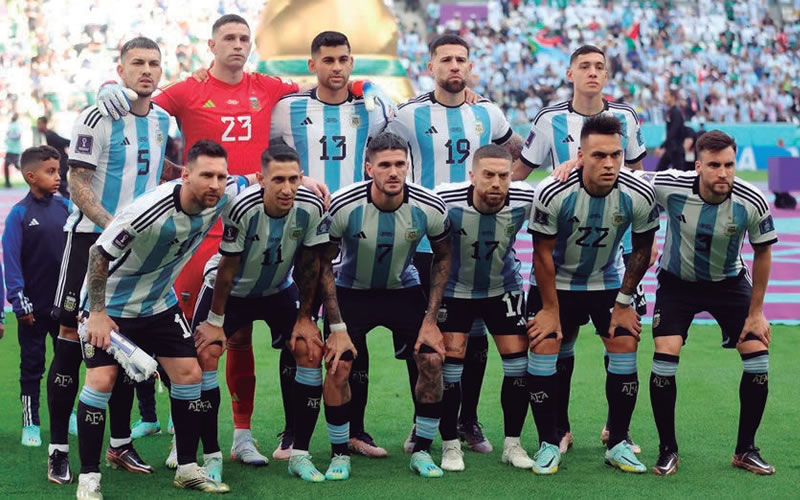 Argentina va por un triunfo clave ante México y la expectativa es total