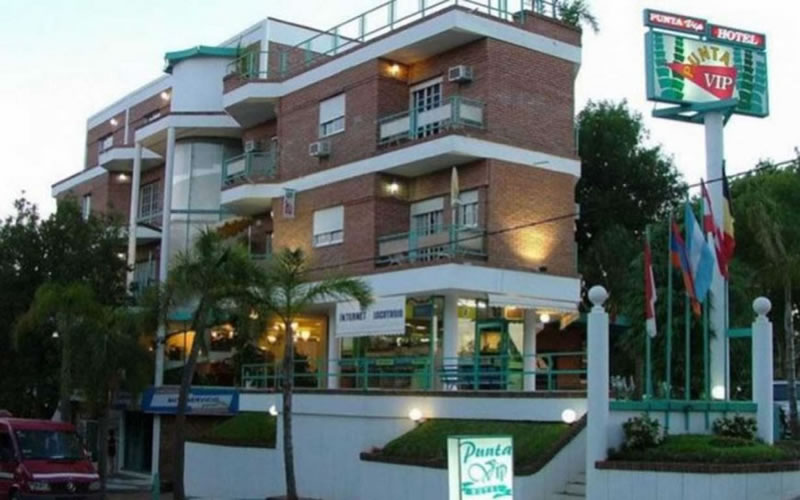 Colón: Falleció el chico que había caído al vacío desde el primer piso de un hotel