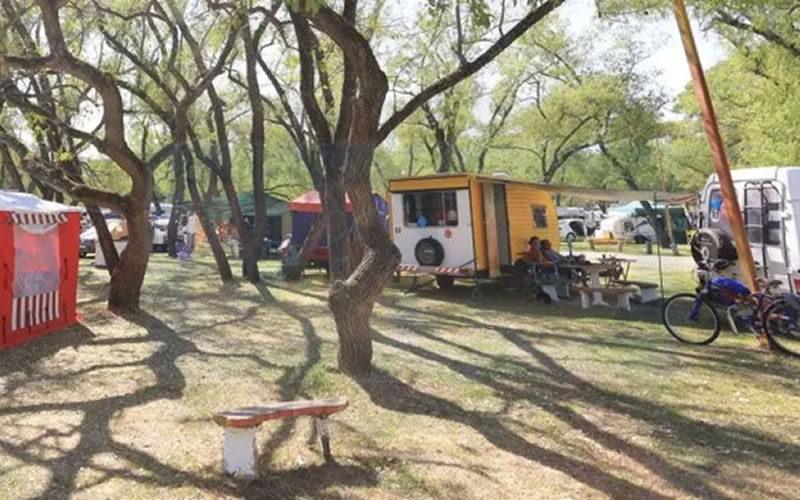 Primer encuentro nacional de casas rodantes y motorhomes en Concordia