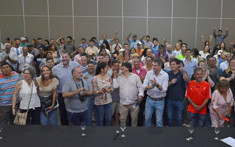 Con referentes de todos los distritos vecinales, relanzaron el Programa Municipal de Desarrollo Barrial