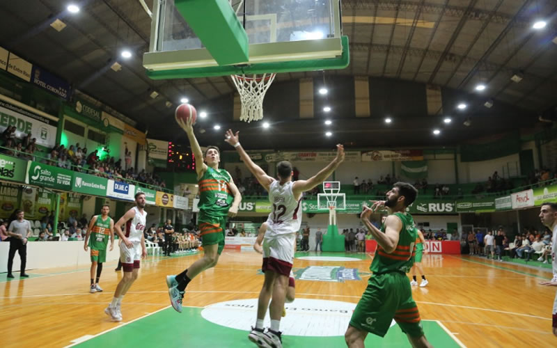 Estudiantes venció a Lanús y mantuvo el invicto en casa