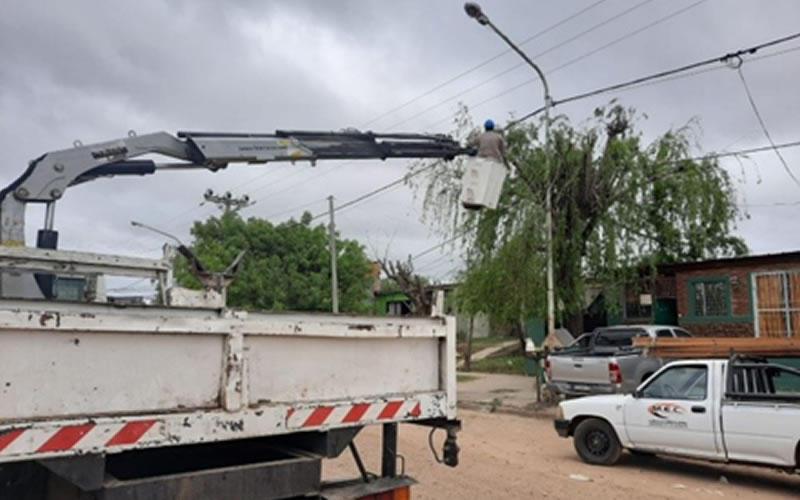 Incautaron una importante cantidad de cables utilizados para conexiones clandestinas