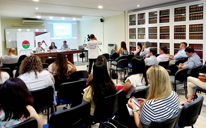 Enriquecedora charla sobre el Registro Público de Deudores Alimentarios