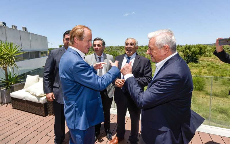 Bordet encabezó la firma del dragado del río Uruguay y destacó el impulso a la producción y las exportaciones