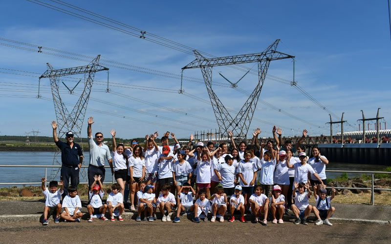 Salto Grande y la Liga Concordiense de Fútbol cerraron el año de escuelas deportivas