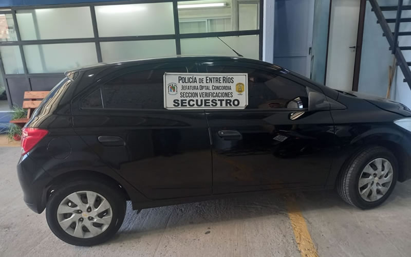 Secuestran un auto con pedido de captura del 2016