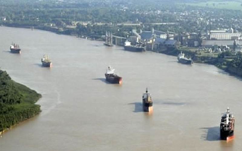 Hidrovía Paraná – Paraguay: proponen que la licitación esté a cargo de la Administración General de Puertos