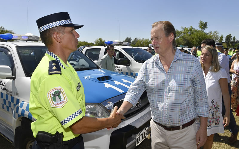 Bordet destacó el récord turístico de Entre Ríos en el último año y presentó la temporada para este verano