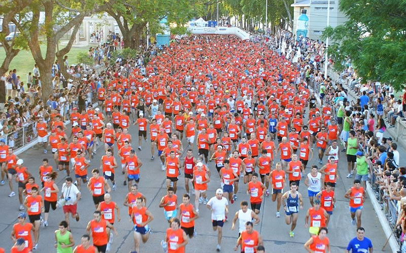 Cuándo comenzarán las inscripciones presenciales y la entrega de kits para la Maratón de Reyes 2023