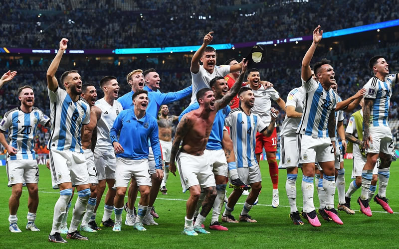 Argentina enfrenta a Croacia en busca de su sexta final mundialista