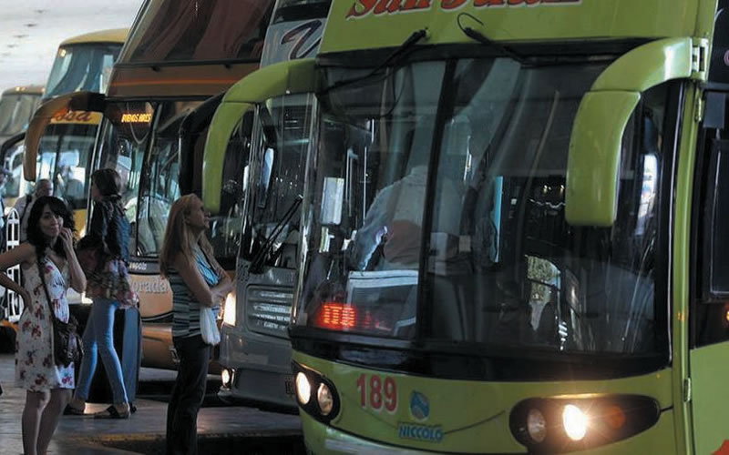 Aumentó un 20% los pasajes de colectivo hacia destinos provinciales