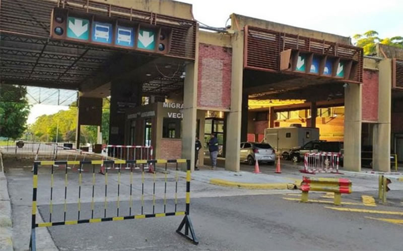 Cruce fronterizo de Salto Grande con demoras y mayor inspección vehicular