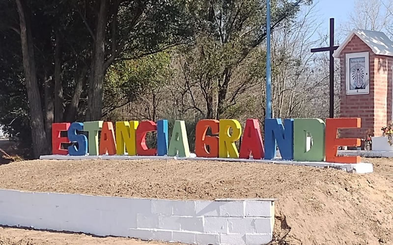 El Intendente de Estancia Grande anunció un bono extraordinario a personal contratado del Municipio y un aumento único anual a funcionarios