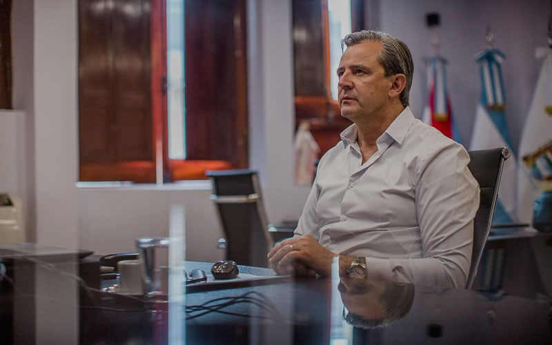 Bahl está decidido a ser precandidato a la Gobernación, pero tendría que enfrentarse al ministro Bahillo