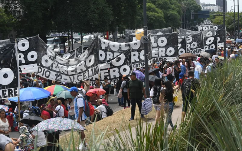 El Gobierno suspendió a casi 160 mil beneficiarios de los planes Potenciar Trabajo
