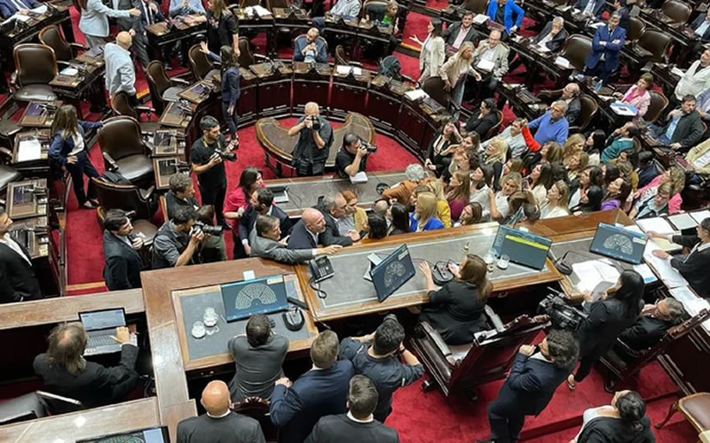 El arranque del año electoral ya proyecta una enorme tensión institucional y mucho barro político