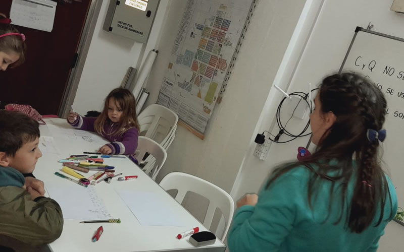 En Chajarí brindan talleres de lengua guaraní para niños