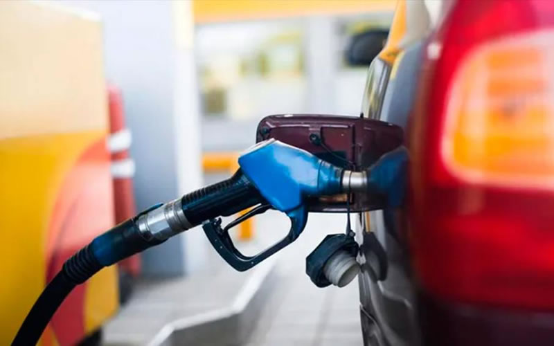 Si no se reducen las comisiones ni se acortan los plazos de pago, las estaciones de servicio rechazarán las tarjetas de crédito