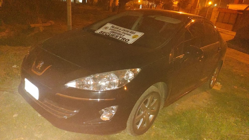 Secuestran un auto con pedido de secuestro e identifican al conductor