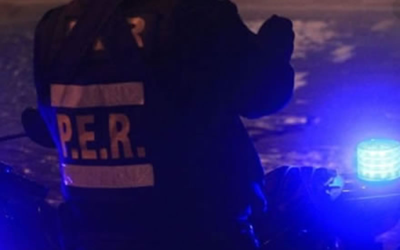Detienen a menor tras trepar un muro e intentar robar