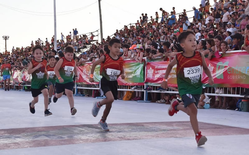 La maratón de los más chicos: Exitosa Mini Reyes en el Corsódromo Municipal