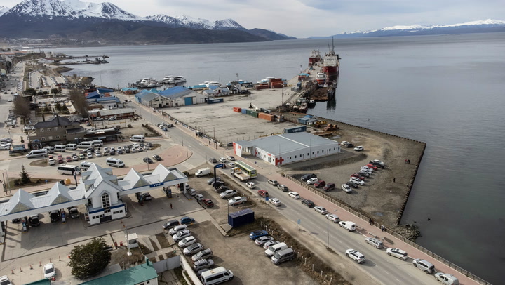 Avanza la construcción de un puerto del régimen chino en Tierra del Fuego: el objetivo detrás del desembarco