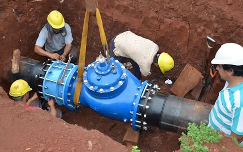 Obras Sanitarias debió bajar la presión de agua para realizar reparaciones no programadas