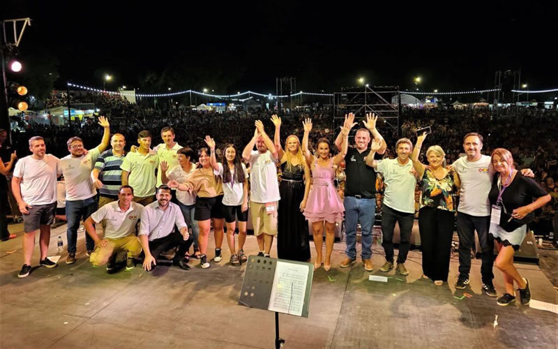Ante un gran marco de público culminó la Fiesta Nacional de la Artesanía en Colón