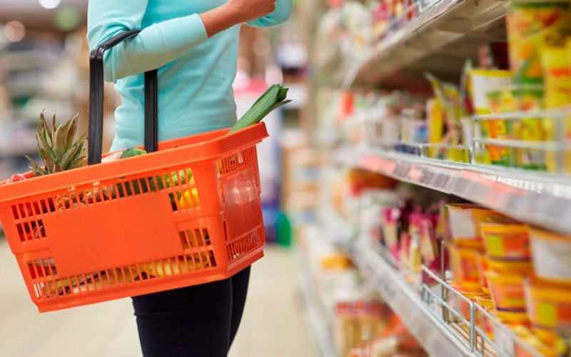 La canasta alimentaria ascendió a $77.353 en enero: Qué fue lo que más subió