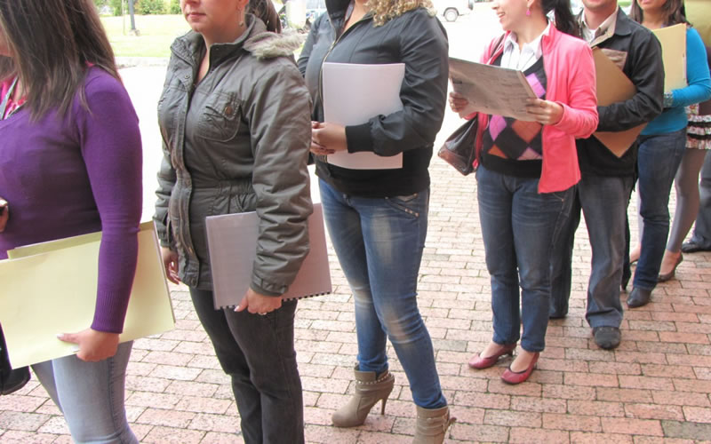 Más de 3 millones de trabajadores están buscando un segundo empleo en la Argentina