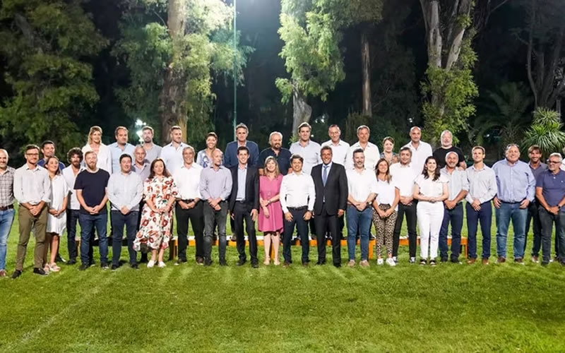 El Gobierno contrató 20 consultoras por $50 millones para medir la opinión pública