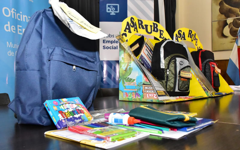 En las librerías de Concordia se encuentra disponible la canasta escolar que lanzó la Municipalidad