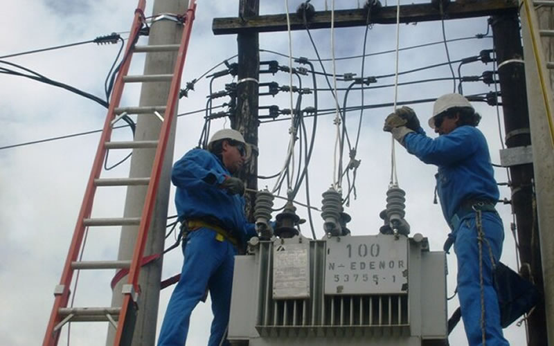 El Gobierno no descartó la expropiación de Edesur: “Todas las posibilidades son analizadas”
