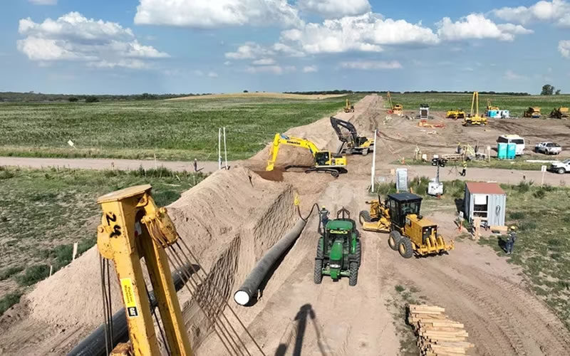 Massa obtuvo un crédito de la CAF de USD 840 millones que financiará obras del gasoducto para Vaca Muerta