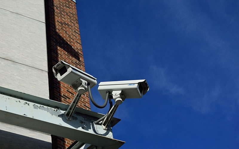 Robó una bicicleta pero a través de las cámaras de seguridad lograron detenerlo