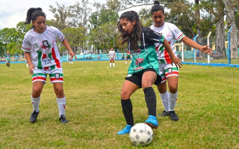 Fútbol femenino: Cuando todos tiran para el mismo lado es más fácil