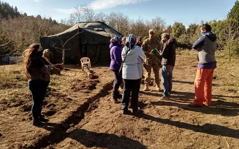 La Corte Suprema ordenó suspender la entrega de tierras a una comunidad mapuche en Bariloche