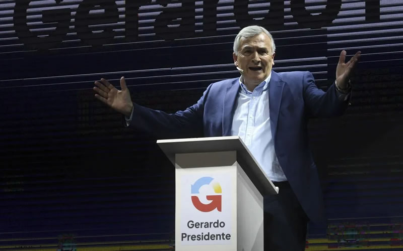 Con importante presencia de dirigentes radicales, Gerardo Morales lanzó su candidatura a presidente