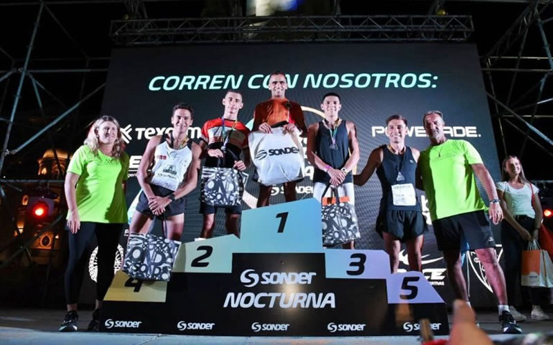 Isaías Zacur, Juan Saboredo y Lilian Cebrian se subieron al podio el sábado en Rosario