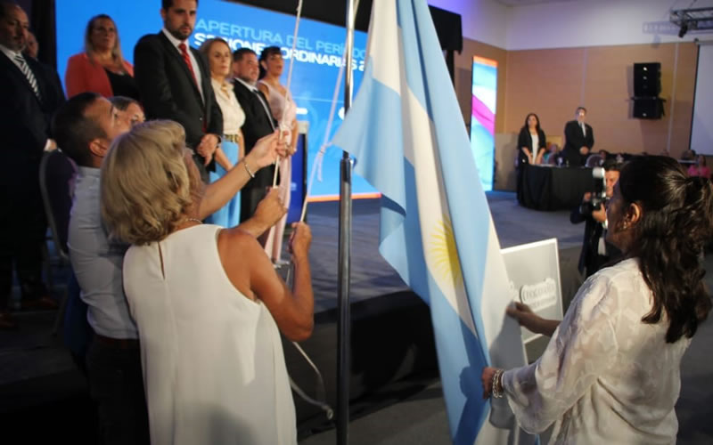 Democracia, memoria y reivindicación de igualdad para las mujeres en la Apertura de Sesiones