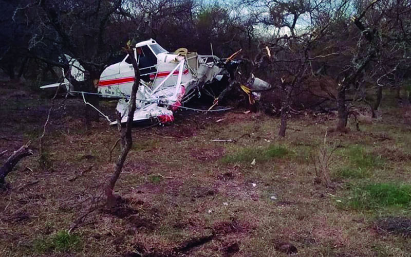 Avioneta sufrió desperfecto mecánico: Cayó quedando destruida por completo