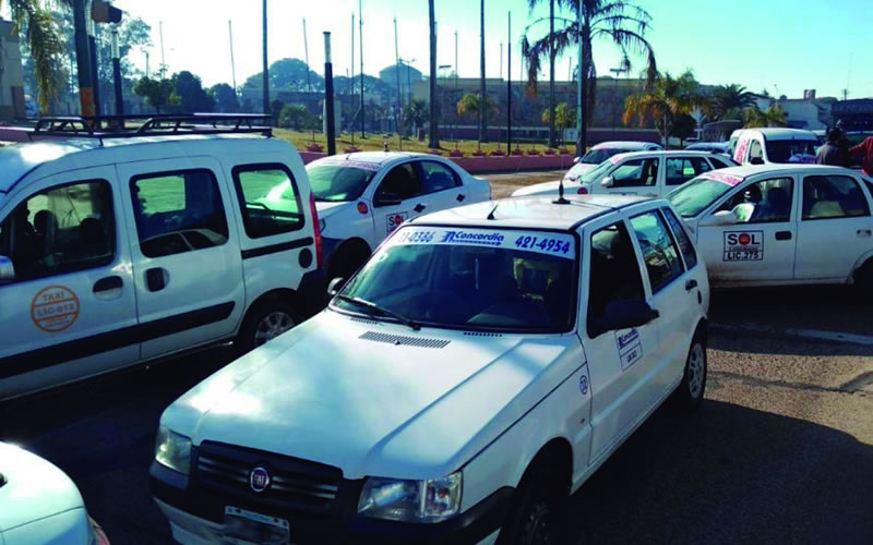 Proyectan incorporar más remises para mejorar el servicio y generar más trabajo