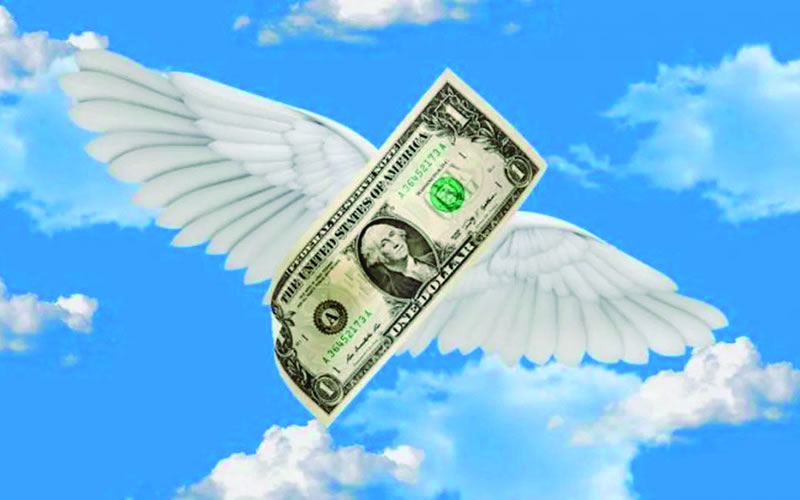 Jornada financiera: El dólar libre subió a $495 mientras crecen las tensiones económicas y políticas