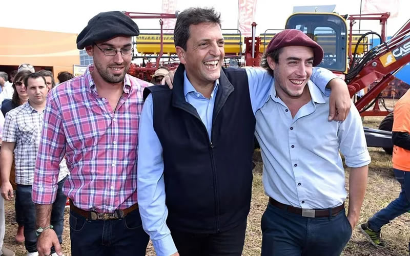 Sergio Massa anunció un nuevo Dólar Agro a $300 para la soja y las economías regionales
