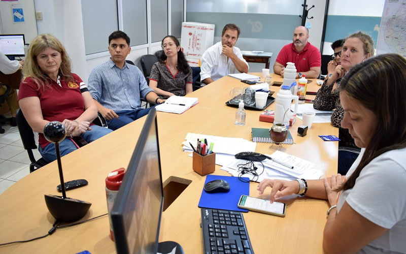 La provincia convocó a autoridades comunales para trabajar en el control del dengue